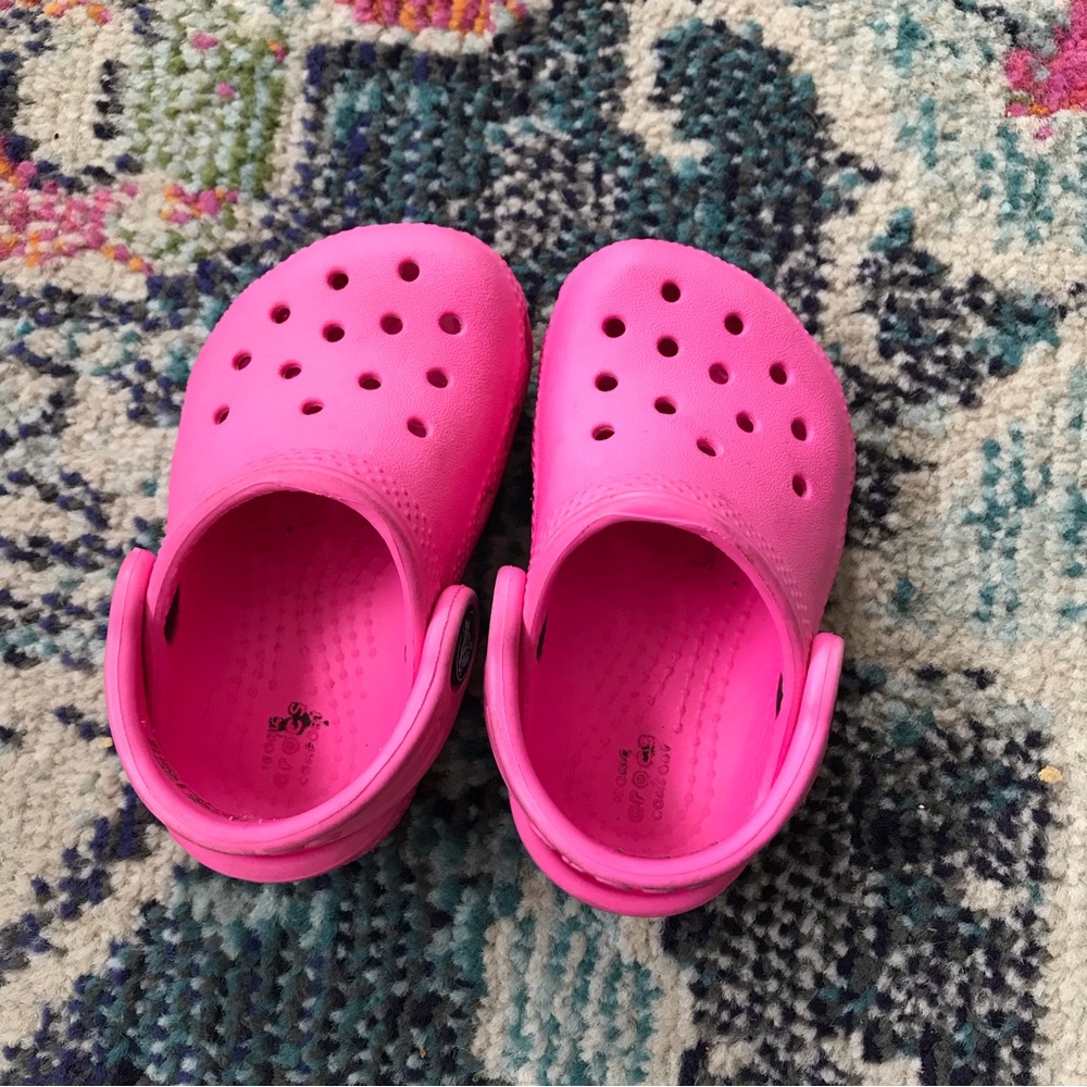 Toddler crocs 4c